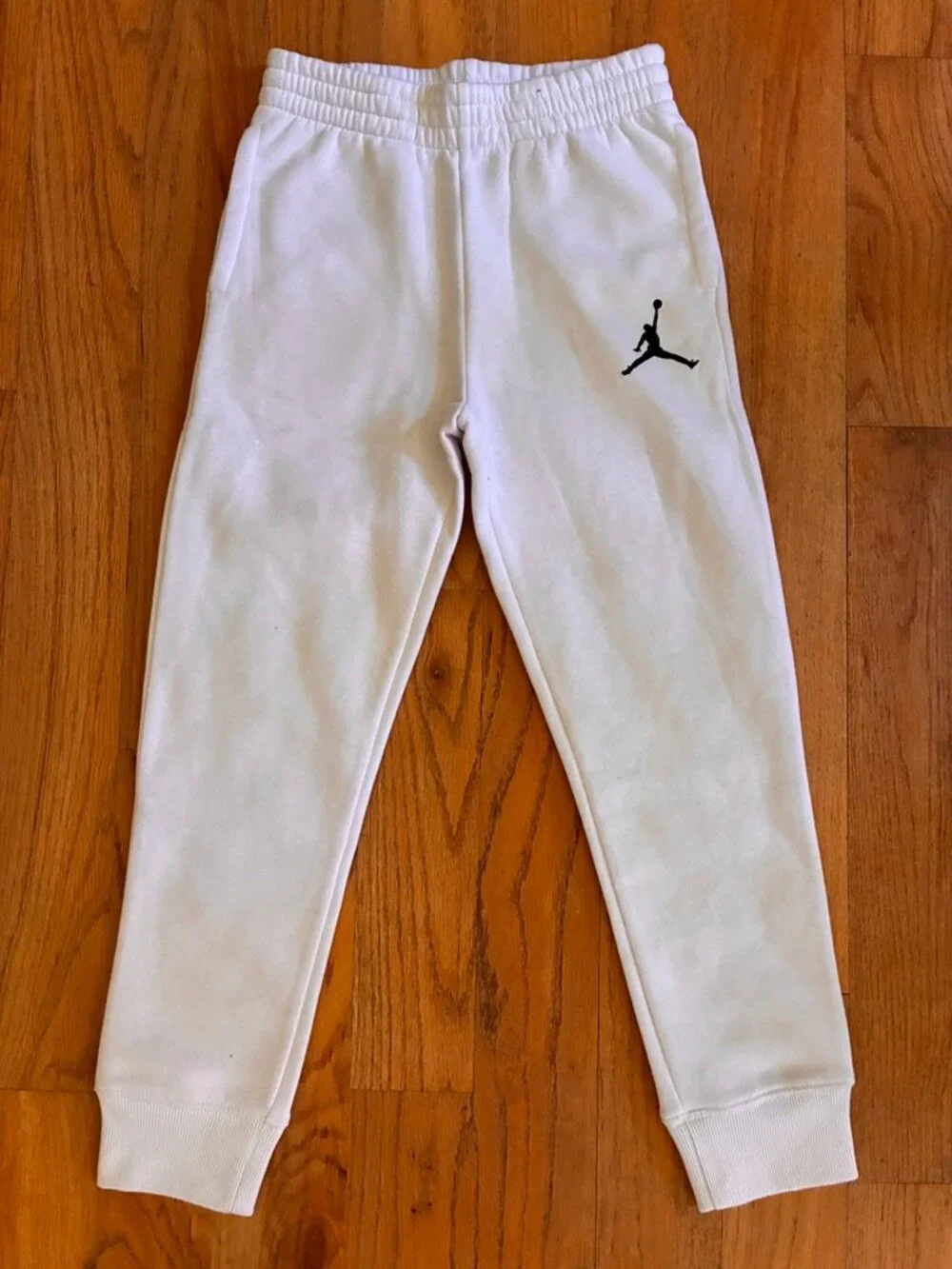 NWT Jordan Boys White Jumpman Fleece Jogger Pants Size S